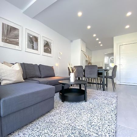 파포스 Phaedrus Living Limnaria Luxury Flat Vine 121 아파트 외부 사진